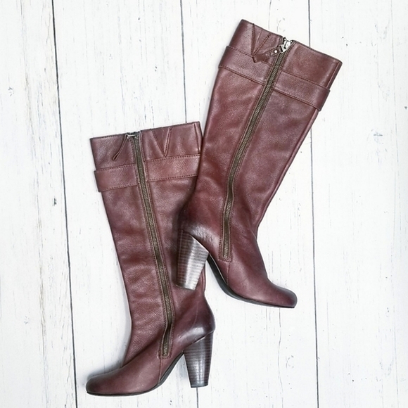 Fossil | Tall | Brown Distressed  |Leather Boots - Picture 4 of 9
